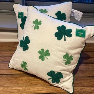 Irish Shamrock pillows (2)